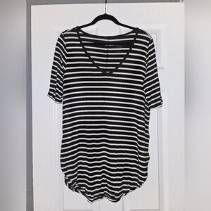 Black and white striped long tee by Torrid